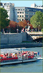 Bateau-Mouches Tourist Boats